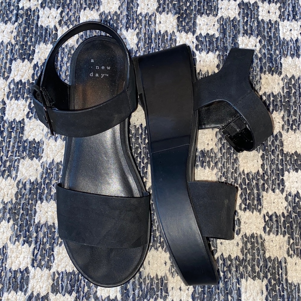 black platforms
